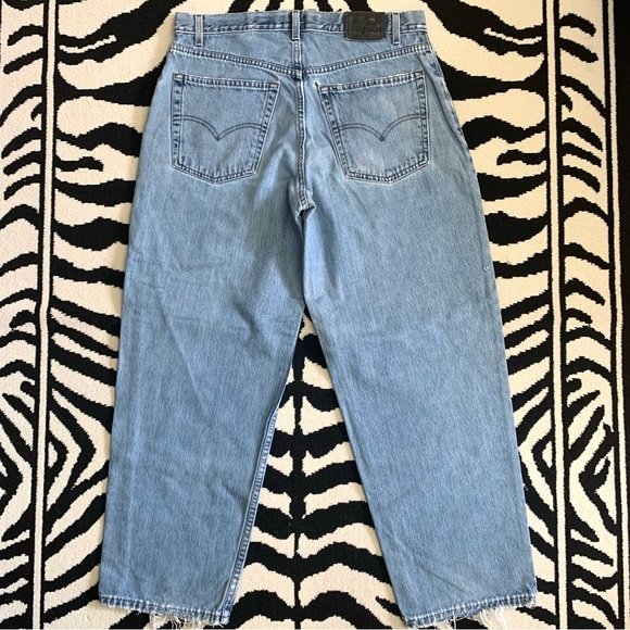 Levi’s Silvertab High Waisted Baggy Y2K Jeans Size 34 - Picture 6 of 14